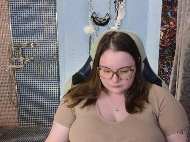 CatherineClaire live cam on BongaCams