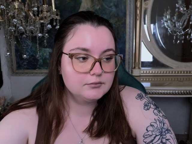 CatherineClaire live cam on BongaCams