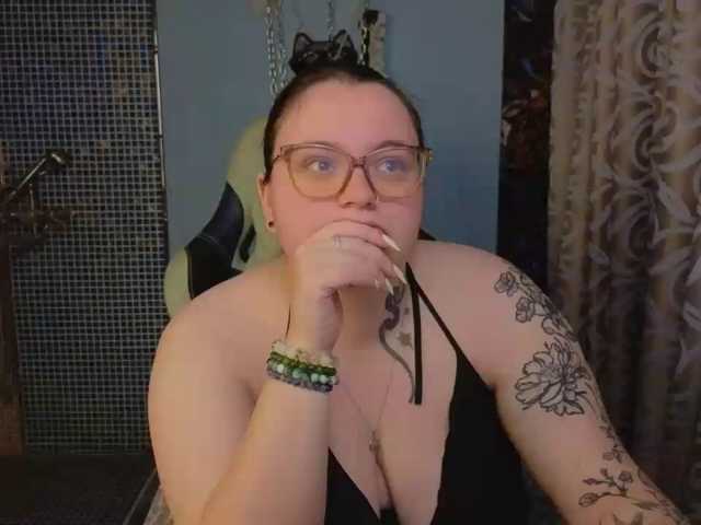 CatherineClaire live cam on BongaCams