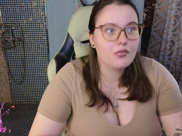 CatherineClaire live cam on BongaCams