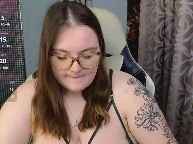 CatherineClaire live cam on BongaCams