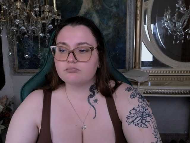 CatherineClaire live cam on BongaCams