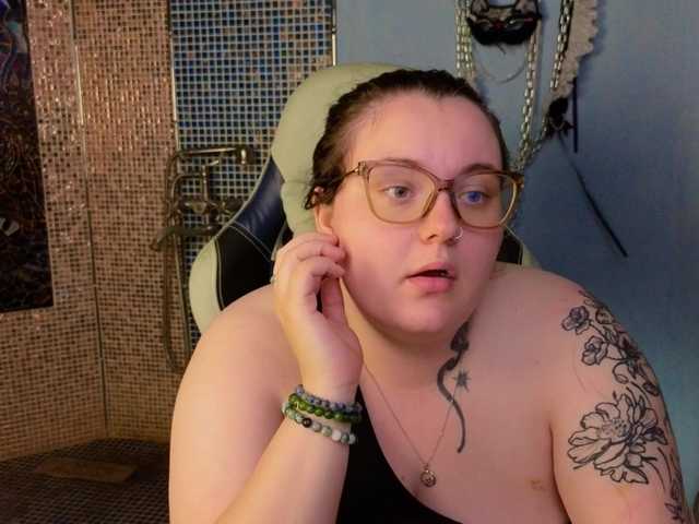 CatherineClaire live cam on BongaCams