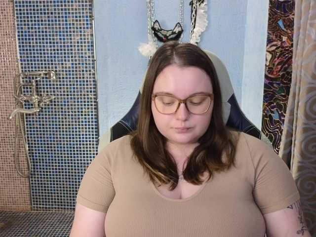 CatherineClaire live cam on BongaCams