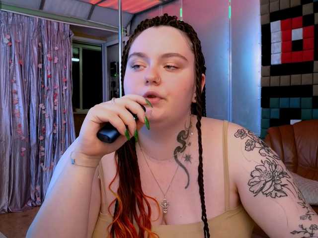 CatherineClaire live cam on BongaCams