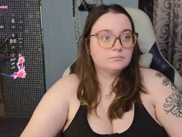 CatherineClaire live cam preview