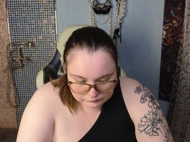 CatherineClaire live cam on BongaCams