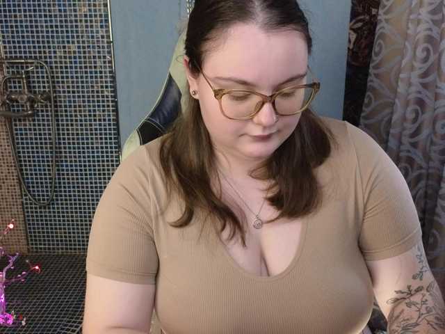 CatherineClaire live cam on BongaCams