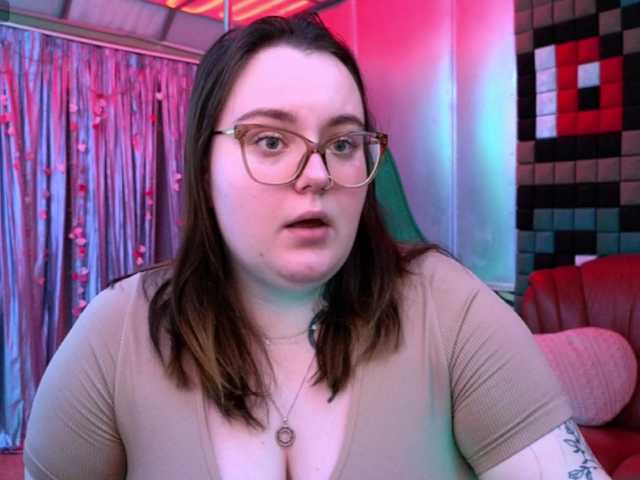 CatherineClaire webcam