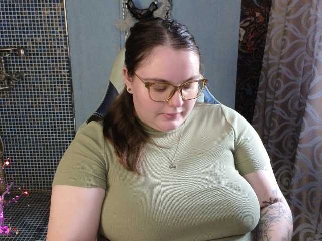 CatherineClaire live cam on BongaCams
