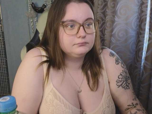 CatherineClaire live cam on BongaCams