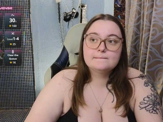 CatherineClaire live cam on BongaCams