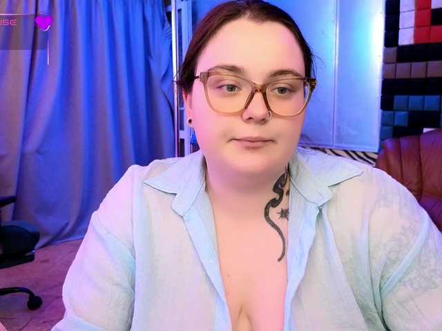CatherineClaire live cam on BongaCams