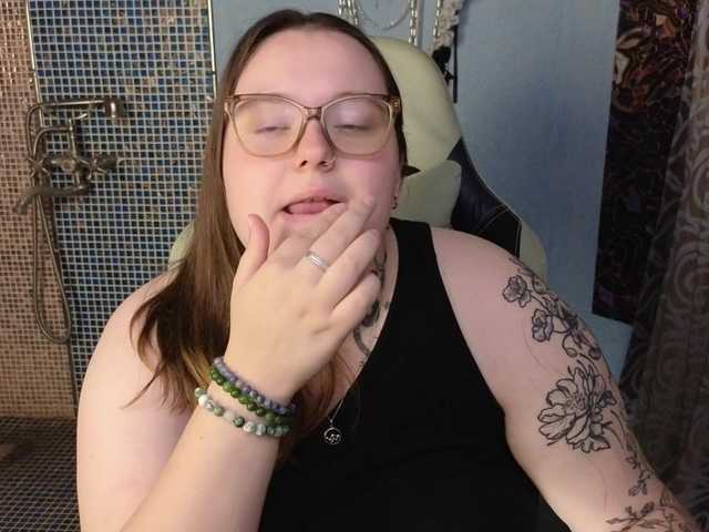 CatherineClaire live cam on BongaCams