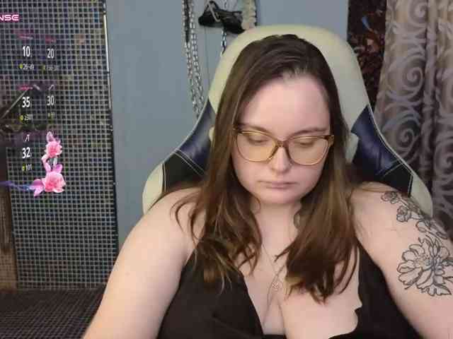 catherineclaire's live room