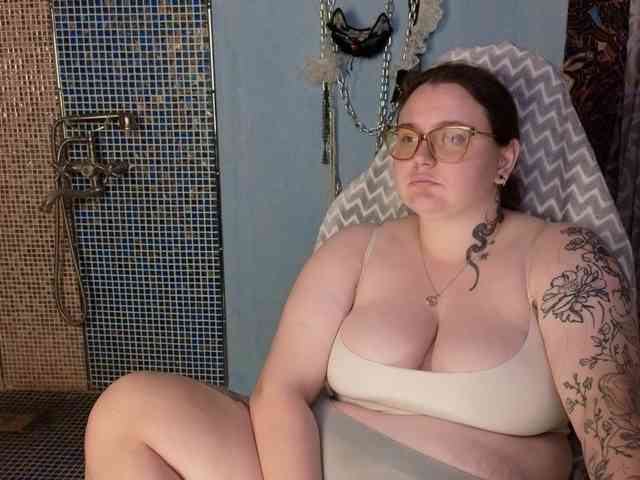 CatherineClaire webcam