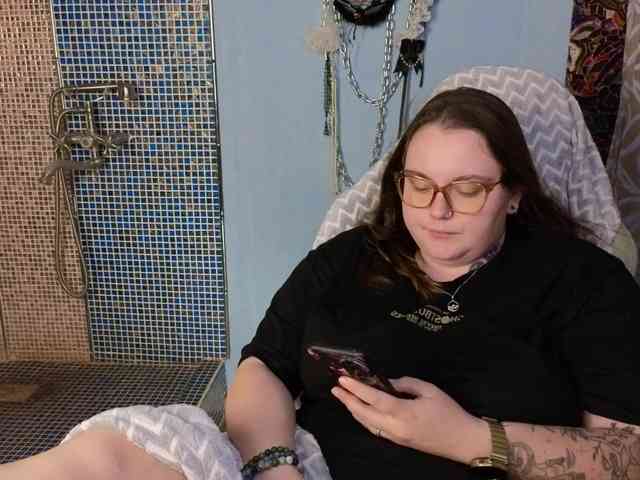 CatherineClaire webcam
