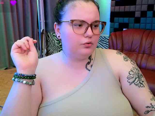 CatherineClaire webcam