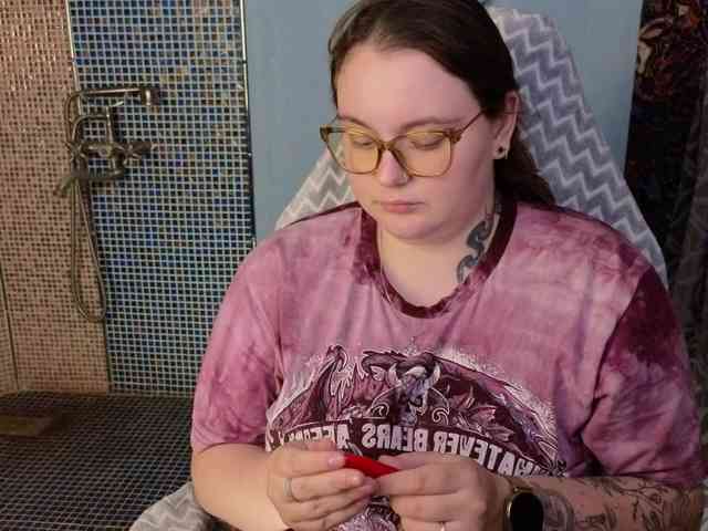 catherineclaire's live room