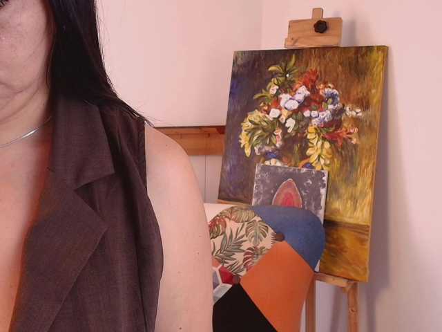 NahiaValentina's BongaCams show and profile