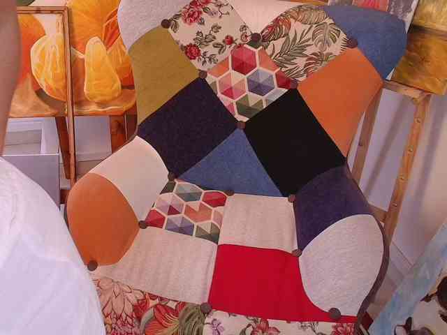 NahiaValentina webcam