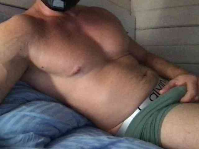 Romeo-17sm Sex Cam Show