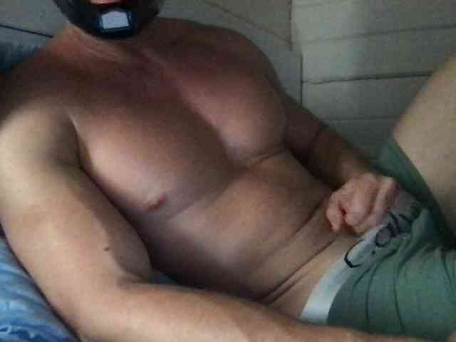 Romeo-17sm Sex Cam Show