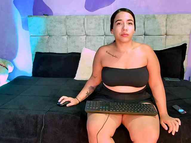 Big-Sharlotte webcam