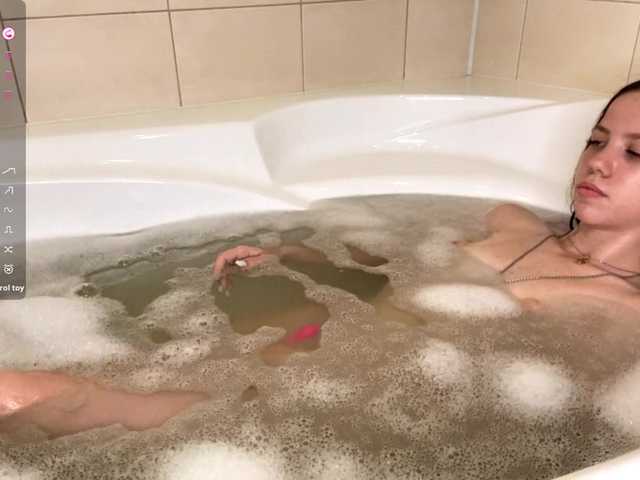 TonetteSollis live cam on BongaCams