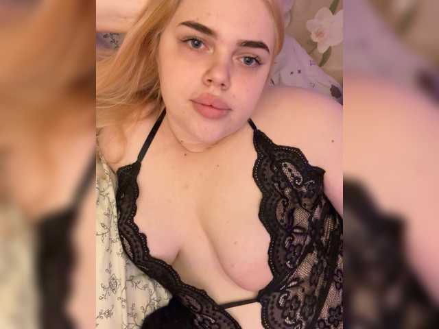 VXETU's BongaCams show and profile