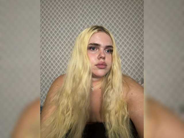 VXETU live webcam show