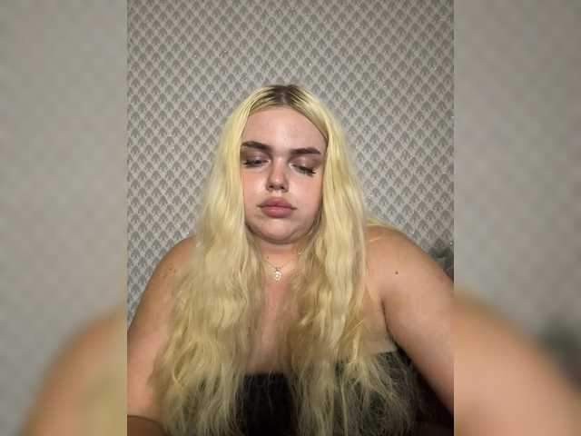 VXETU live webcam show