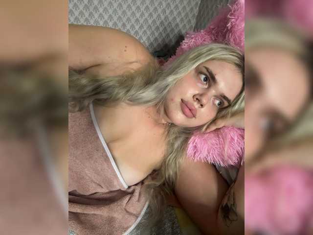 VXETU live webcam show
