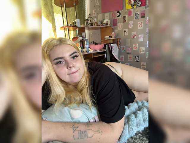 VXETU live cam on BongaCams