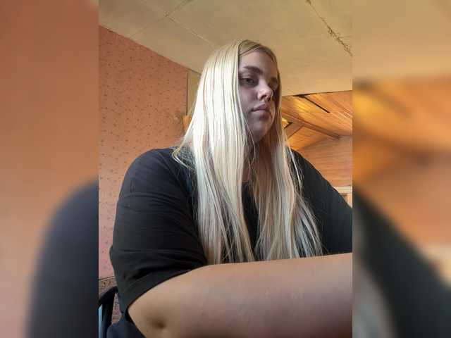 VXETU live cam on BongaCams