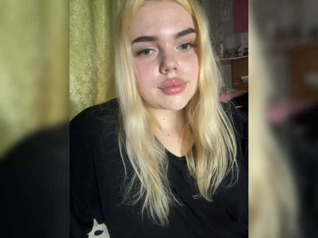 VXETU live cam on BongaCams
