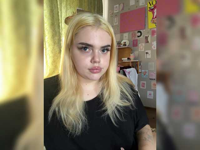 VXETU live cam on BongaCams