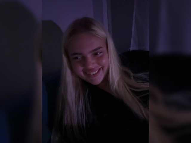 VXETU live cam on BongaCams