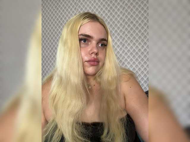 VXETU live webcam show