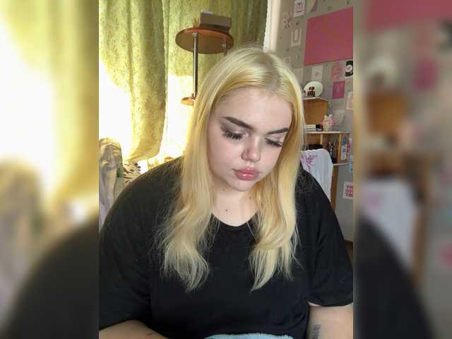 VXETU live cam on BongaCams