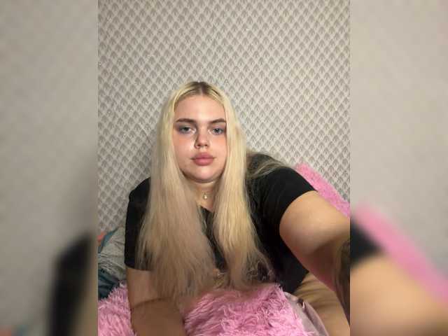 VXETU live cam on BongaCams