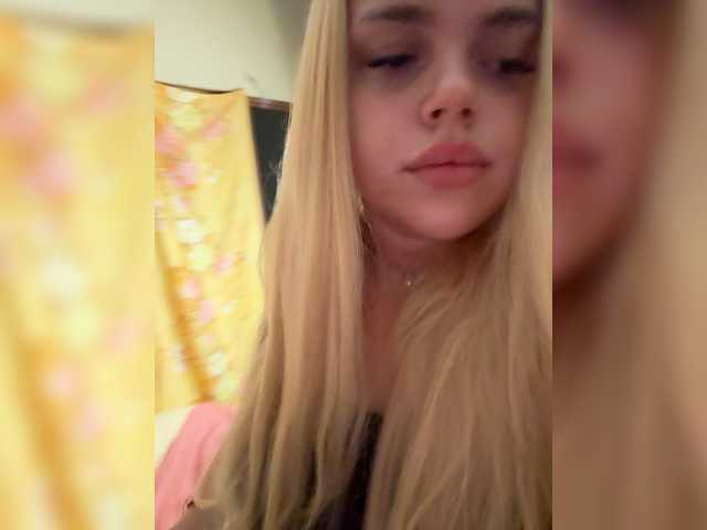VXETU live cam on BongaCams