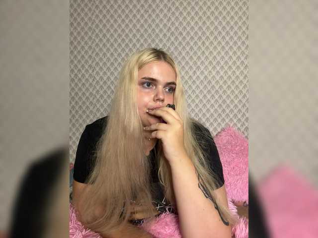 VXETU live cam on BongaCams