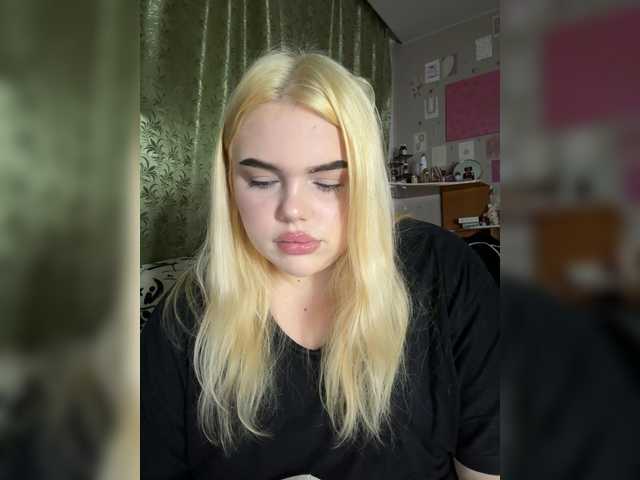 VXETU live cam on BongaCams