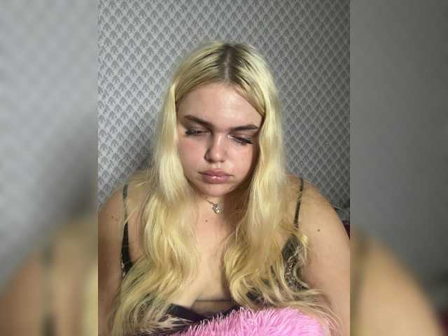 VXETU live cam on BongaCams