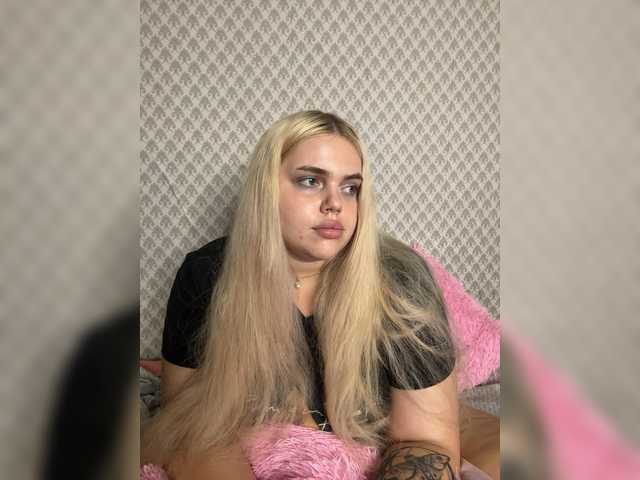 VXETU live cam on BongaCams