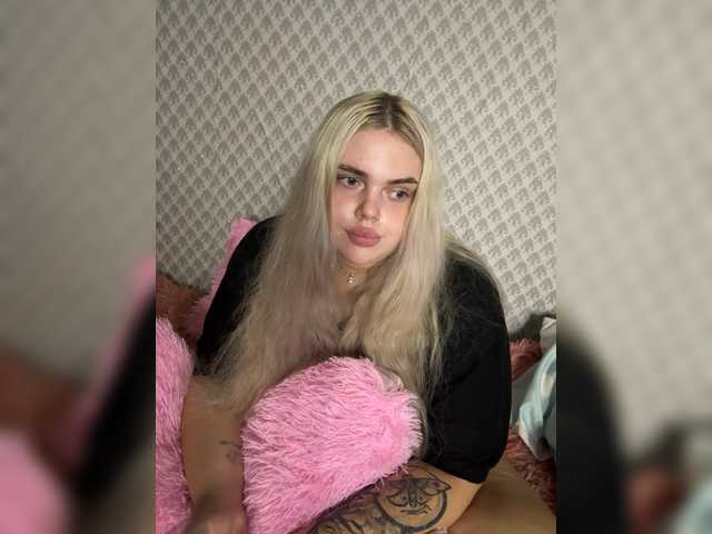 VXETU live cam on BongaCams