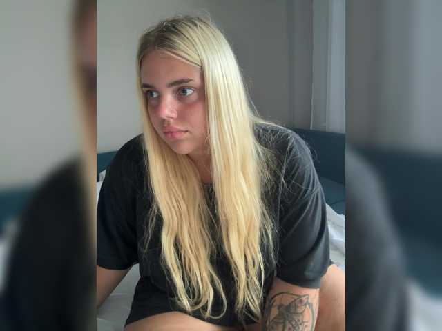 VXETU live cam on BongaCams