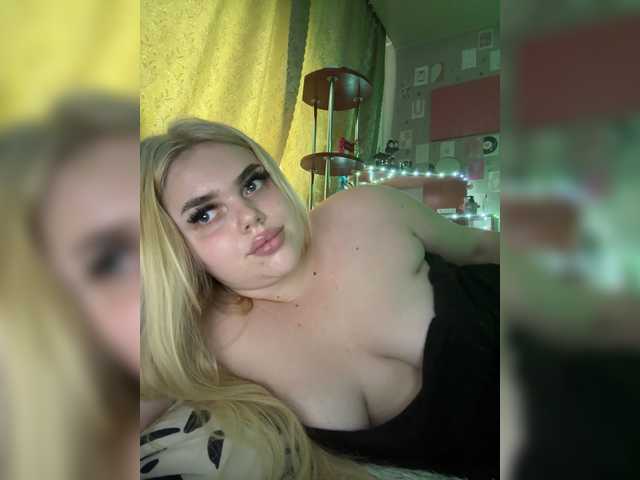 VXETU live cam on BongaCams