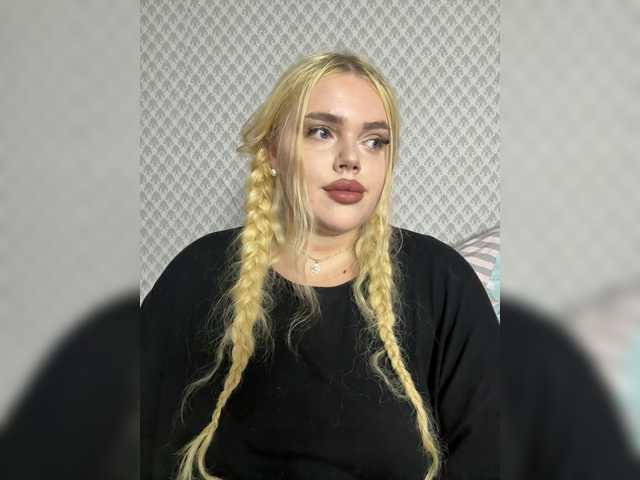 VXETU live webcam show